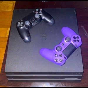 I am selling a PS4 Pro -used good condition